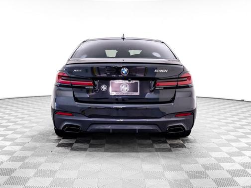 Black Sapphire Metallic 2023 BMW 540 i xDrive