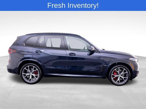 Carbon Black Metallic 2026 BMW X5 xDrive40i