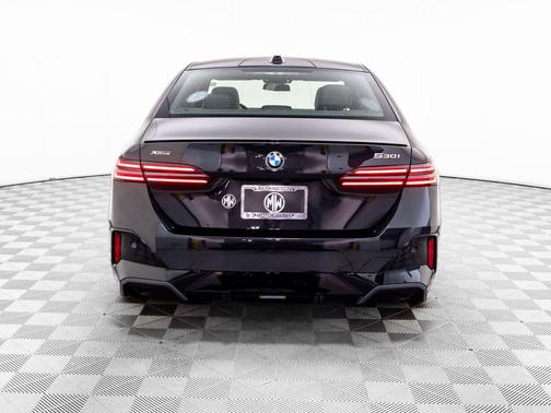 2026 BMW 530 i xDrive