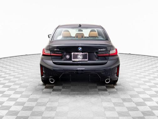 2026 BMW 330 i xDrive