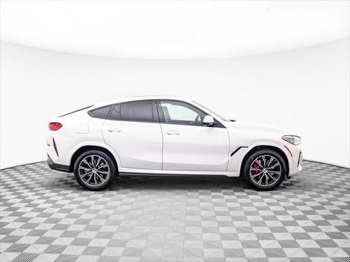2023 BMW X6 xDrive40i