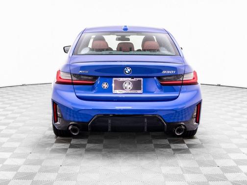 Portimao Blue Metallic 2026 BMW 330 xDrive