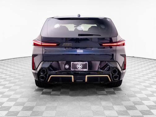 Carbon Black Metallic 2023 BMW XM Base