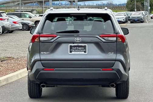 Magnetic Gray Metallic / Ice Edge Roof 2021 Toyota RAV4 XLE