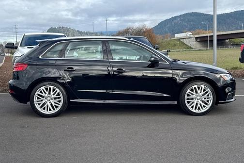 2018 Audi A3 e-tron 1.4T Premium