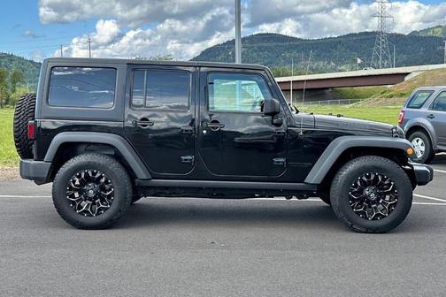2018 Jeep Wrangler JK Unlimited Willys Wheeler W