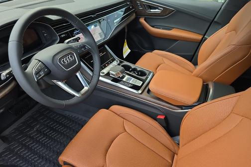 2025 Audi Q7 55 Prestige
