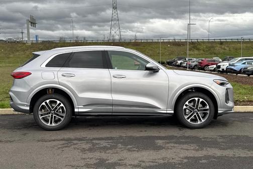 2025 Audi Q5 2.0T quattro Premium