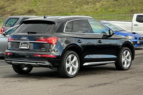 2021 Audi Q5 45 Prestige