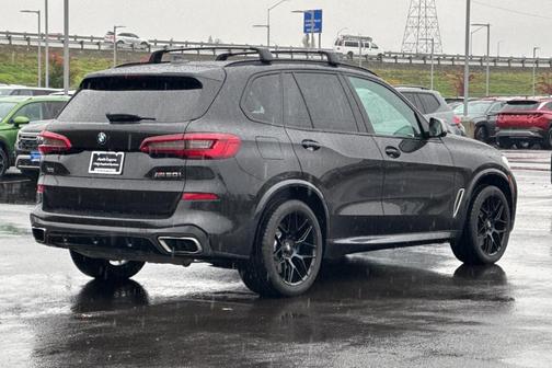 2020 BMW X5 M50i