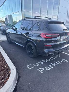 2020 BMW X5 M50i