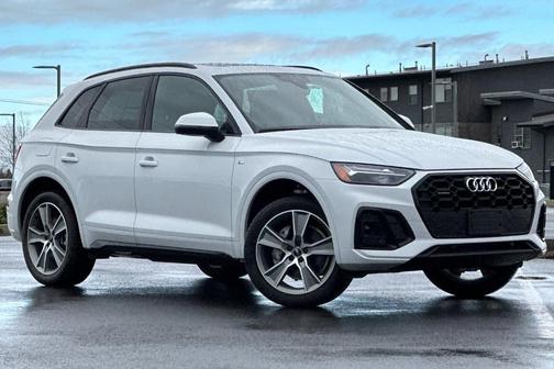 Glacier White Metallic 2025 Audi Q5 45 S line quattro Premium