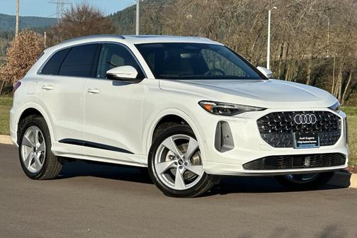 Glacier White 2025 Audi Q5 2.0T quattro Premium SUV