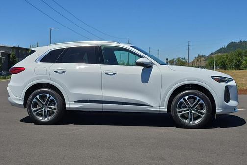 2025 Audi Q5 2.0T quattro Premium
