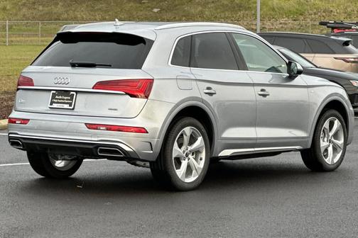 2025 Audi Q5 45 S line quattro Premium