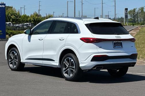 2025 Audi Q5 2.0T quattro Premium