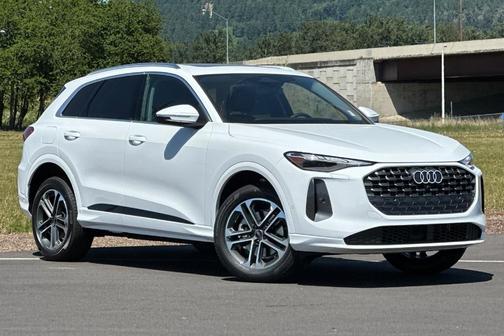 2025 Audi Q5 2.0T quattro Premium
