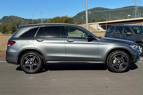 2022 Mercedes-Benz GLC 300 Base 4MATIC