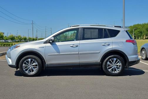 2016 Toyota RAV4 Hybrid XLE