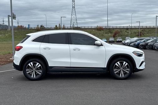 2024 Mercedes-Benz GLA 250 Base 4MATIC