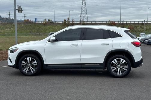 2024 Mercedes-Benz GLA 250 Base 4MATIC