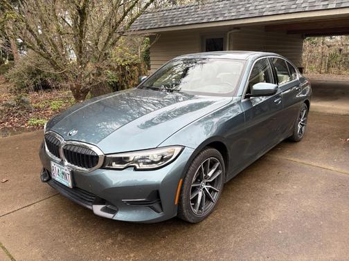 2021 BMW 330 i xDrive