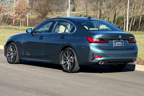 2021 BMW 330 i xDrive