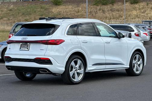 2025 Audi Q5 2.0T quattro Premium
