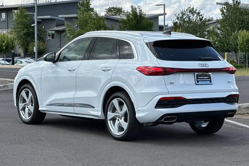 2025 Audi Q5 2.0T quattro Premium