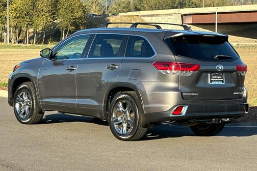 2017 Toyota Highlander Limited Platinum