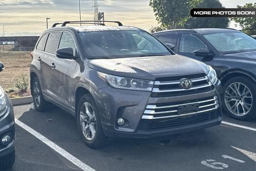 2017 Toyota Highlander Limited Platinum