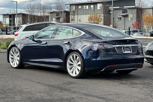 2013 Tesla Model S Performance