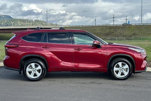 2020 Toyota Highlander L