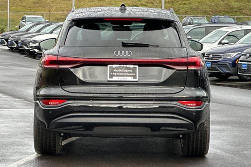 2025 Audi Q6 e-tron Premium