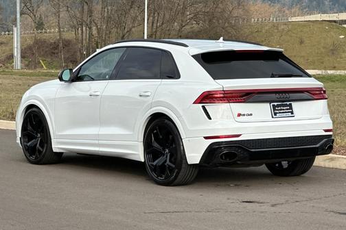 2023 Audi RS Q8 4.0T quattro