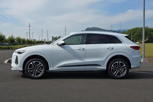 2025 Audi Q5 2.0T quattro Premium