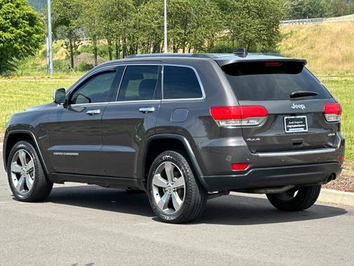 Granite Crystal Clearcoat Metallic 2015 Jeep Grand Cherokee Limited