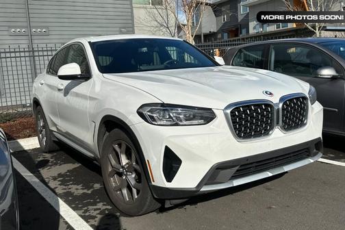 2023 BMW X4 xDrive30i
