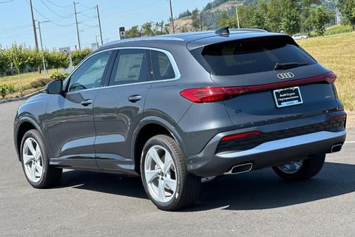 2025 Audi Q5 2.0T quattro Premium