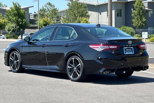 2020 Toyota Camry XSE