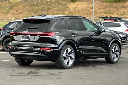 2025 Audi Q6 e-tron Premium
