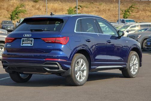 2025 Audi Q3 45 S line Premium