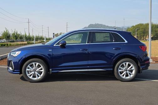 2025 Audi Q3 45 S line Premium