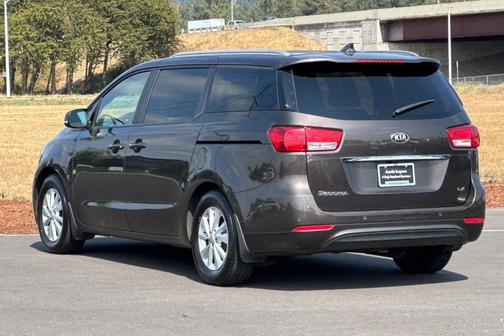 2017 Kia Sedona LX