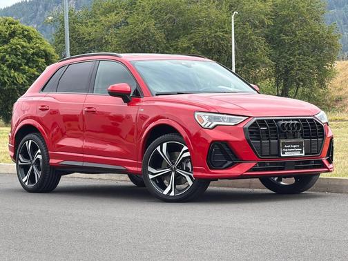Progressive Red 2024 Audi Q3 45 S line Premium