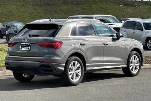 2025 Audi Q3 45 S line Premium