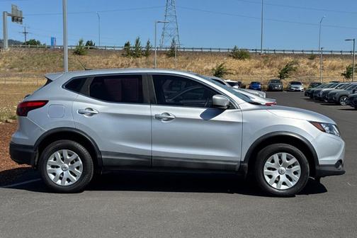 2018 Nissan Rogue Sport S