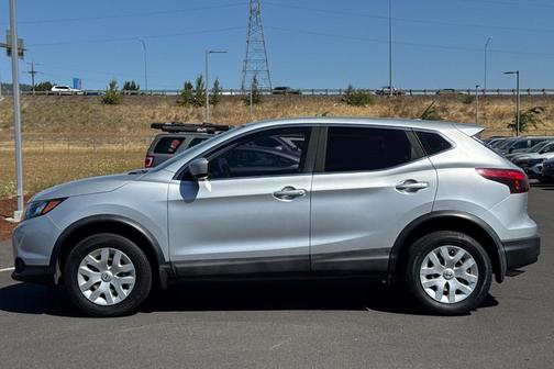 2018 Nissan Rogue Sport S