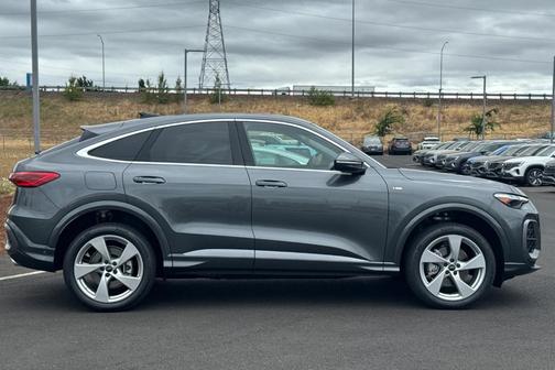 2025 Audi Q5 2.0T Premium