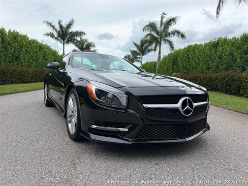 Gray 2013 Mercedes-Benz SL-Class SL 550